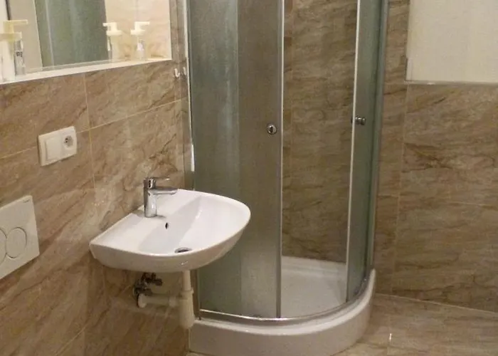 Brand New Two #25 In Elite Close To Center Apartment Prag